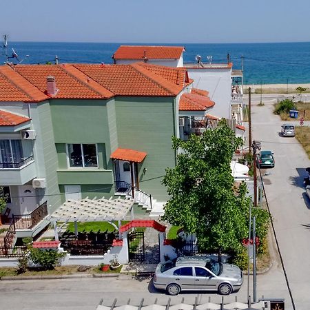 Athanasia Inn Vrasná Eksteriør billede