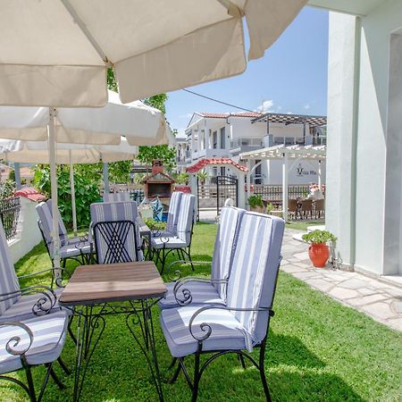 Athanasia Inn Vrasná Eksteriør billede